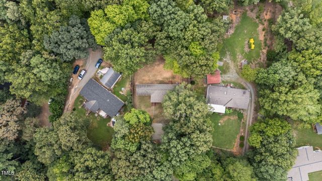 6913 Big Woods Road, Graham, NC 27253