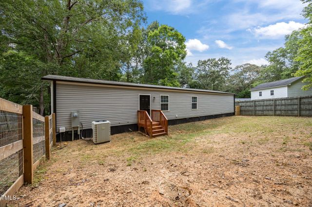 6913 Big Woods Road, Graham, NC 27253