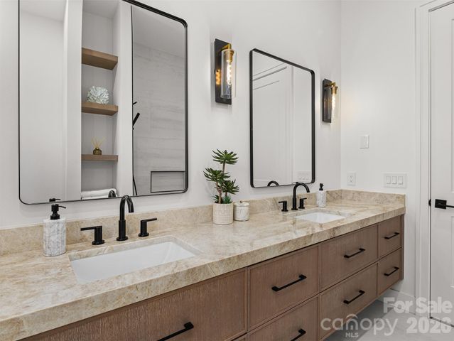 323 Chukar Way, Fletcher, NC 28732