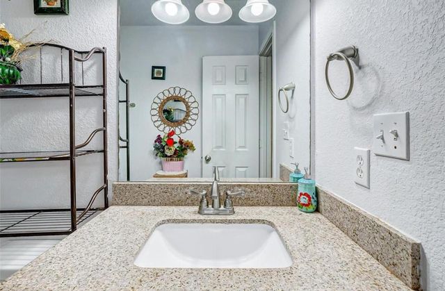 720 Red Oak Avenue, Crosby, TX 77532