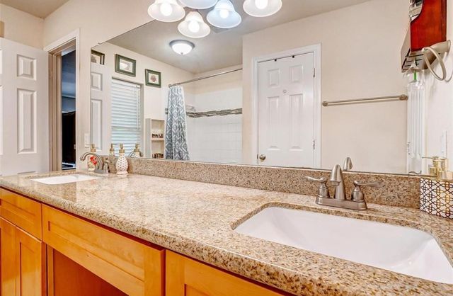 720 Red Oak Avenue, Crosby, TX 77532