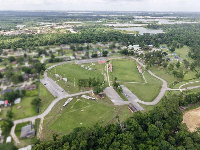 720 Red Oak Avenue, Crosby, TX 77532
