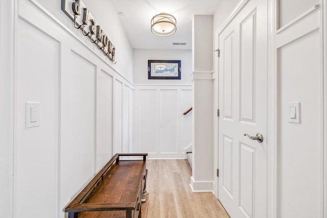 190 Third AVENUE, Fontana, WI 53125