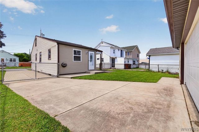 255 Roland Street, Cheektowaga, NY 14212