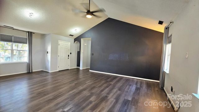 2761 Thistle Brook Drive, Concord, NC 28027