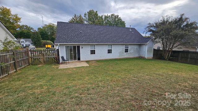 2761 Thistle Brook Drive, Concord, NC 28027