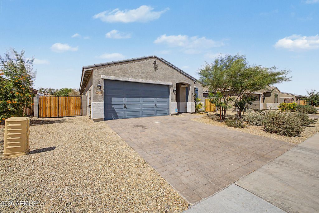 22470 W YAVAPAI Street, Buckeye, AZ 85326