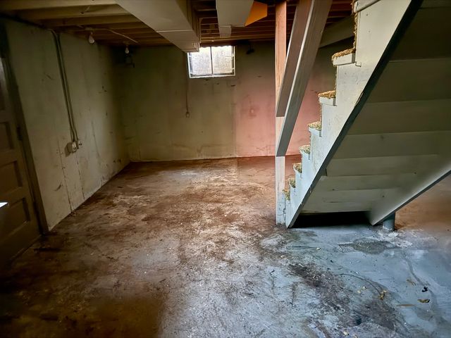 1517 Dobson Street, Evanston, IL 60202