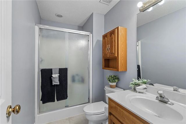 920 PUMPKIN RIDGE Street, Gardner, KS 66030