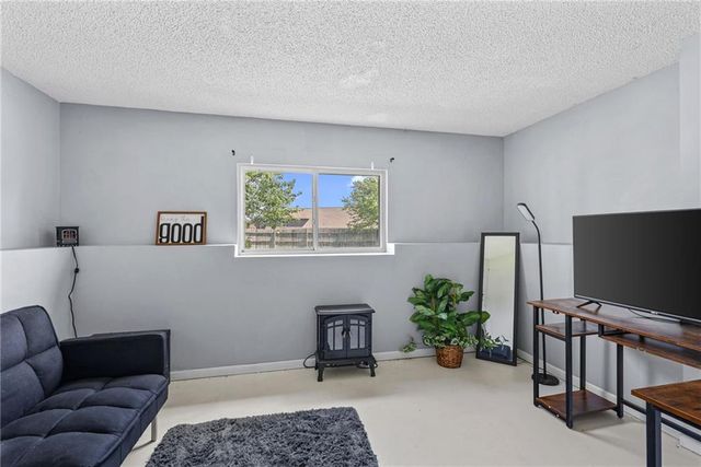 920 PUMPKIN RIDGE Street, Gardner, KS 66030