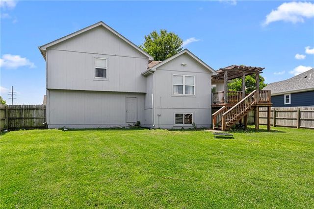 920 PUMPKIN RIDGE Street, Gardner, KS 66030