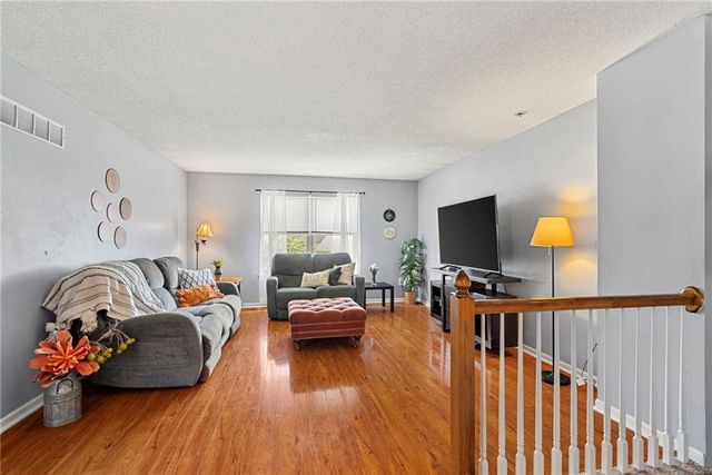 920 PUMPKIN RIDGE Street, Gardner, KS 66030