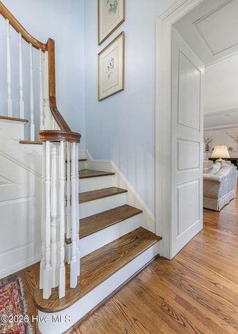 200 Hollycrest Drive, Pinehurst, NC 28374