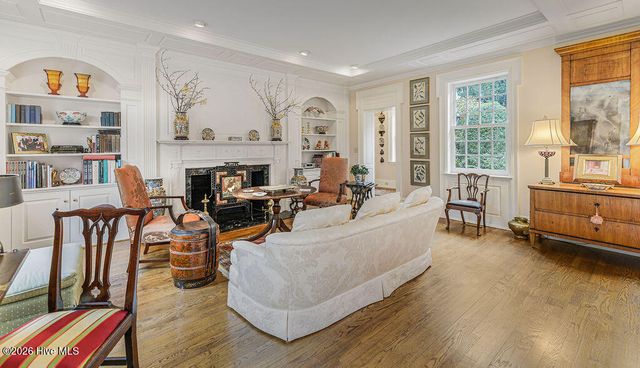 200 Hollycrest Drive, Pinehurst, NC 28374