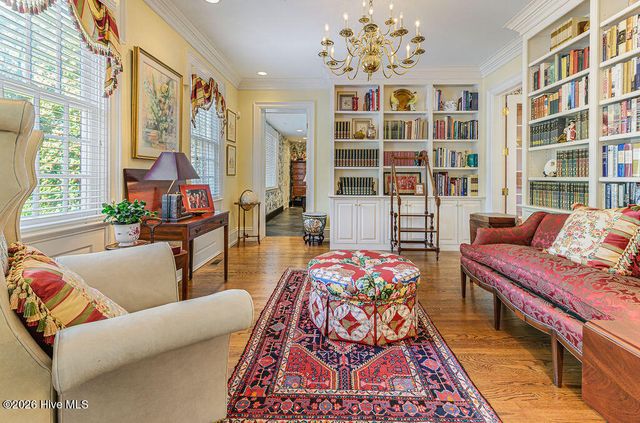 200 Hollycrest Drive, Pinehurst, NC 28374