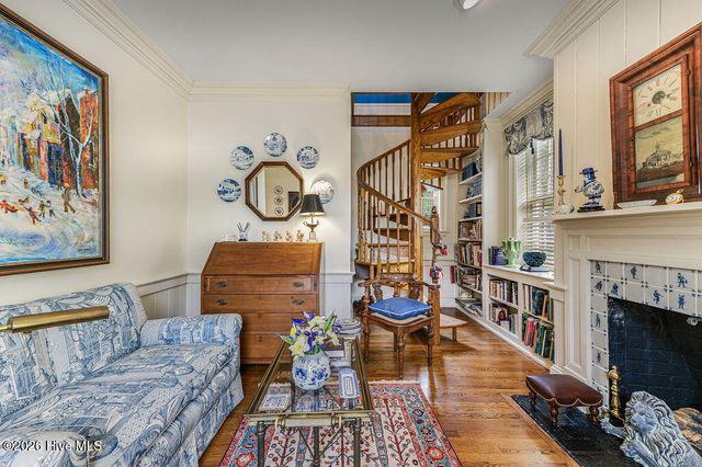 200 Hollycrest Drive, Pinehurst, NC 28374