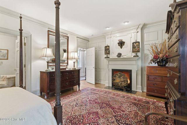 200 Hollycrest Drive, Pinehurst, NC 28374