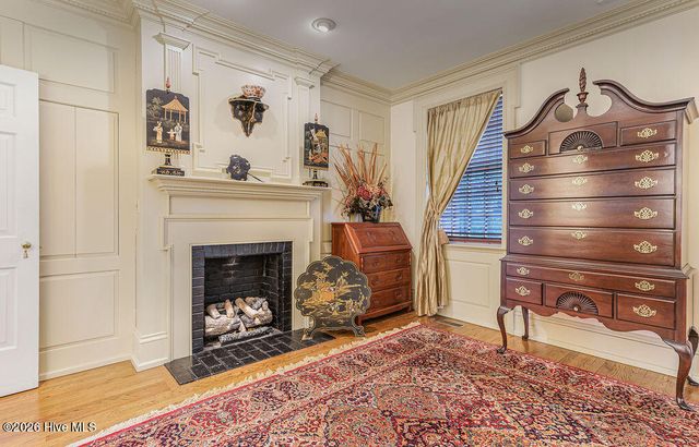 200 Hollycrest Drive, Pinehurst, NC 28374