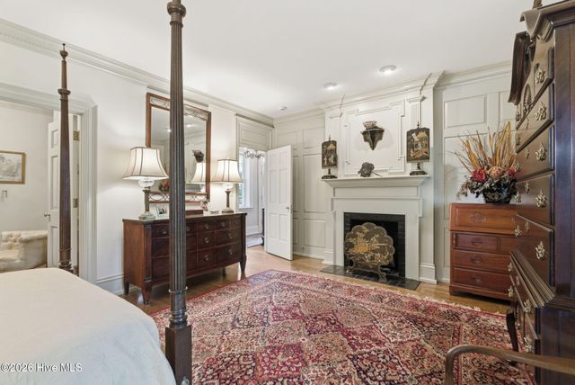 200 Hollycrest Drive, Pinehurst, NC 28374