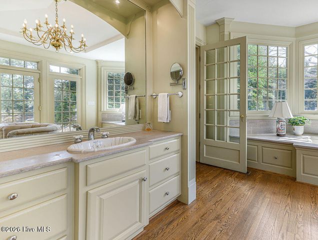 200 Hollycrest Drive, Pinehurst, NC 28374