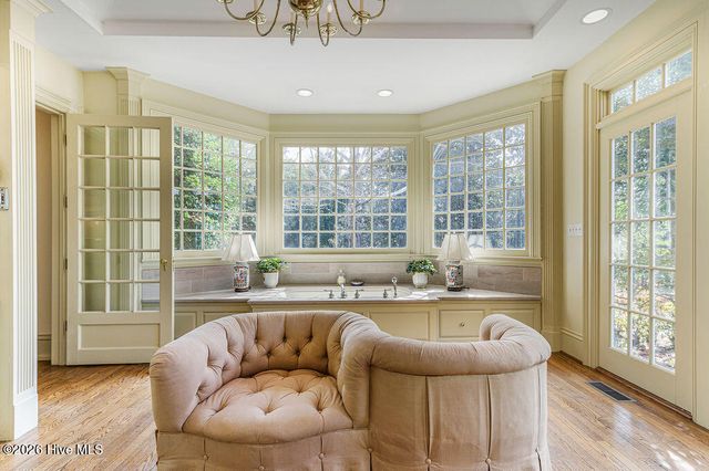 200 Hollycrest Drive, Pinehurst, NC 28374