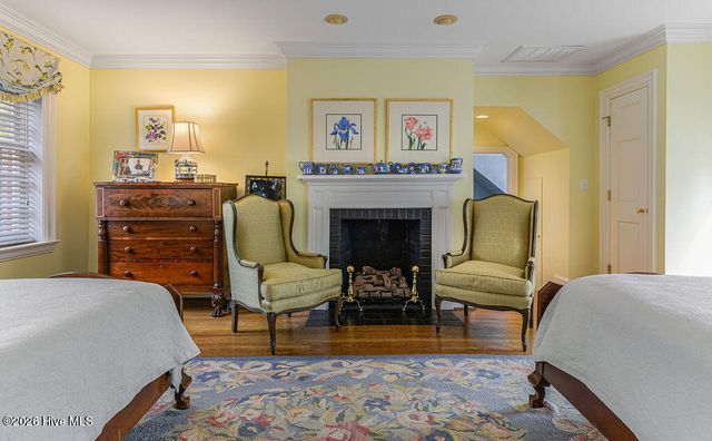 200 Hollycrest Drive, Pinehurst, NC 28374