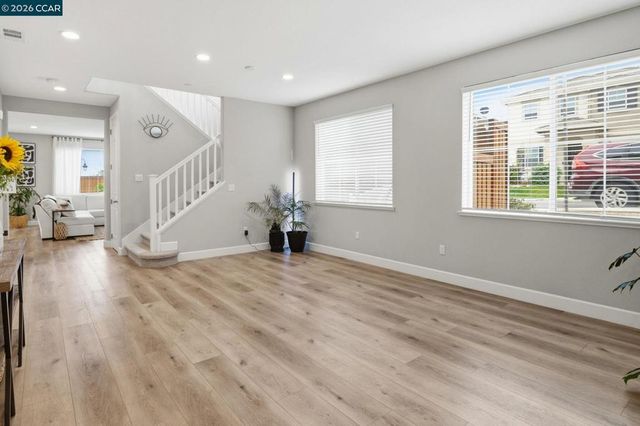 5227 Waterleaf Ln, Fairfield, CA 94534