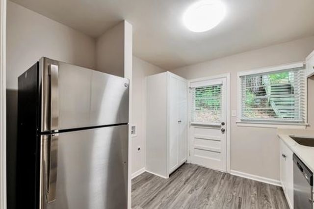 551 Wimbledon Road B, Atlanta, GA 30324