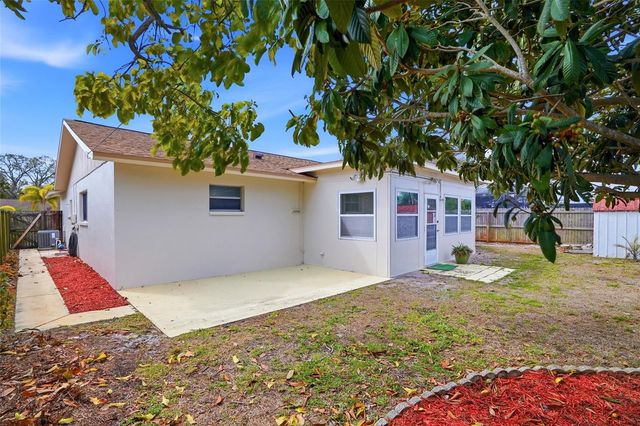 1978 RADCLIFFE DRIVE N, Clearwater, FL 33763