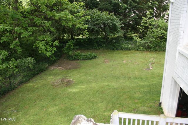 321 Baron Drive, Johnson City, TN 37601