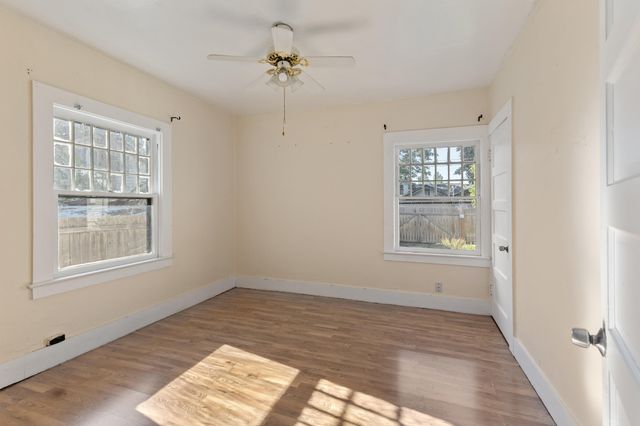 311 NW A Street, Grants Pass, OR 97526