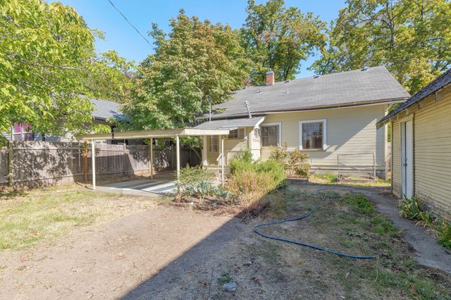 311 NW A Street, Grants Pass, OR 97526