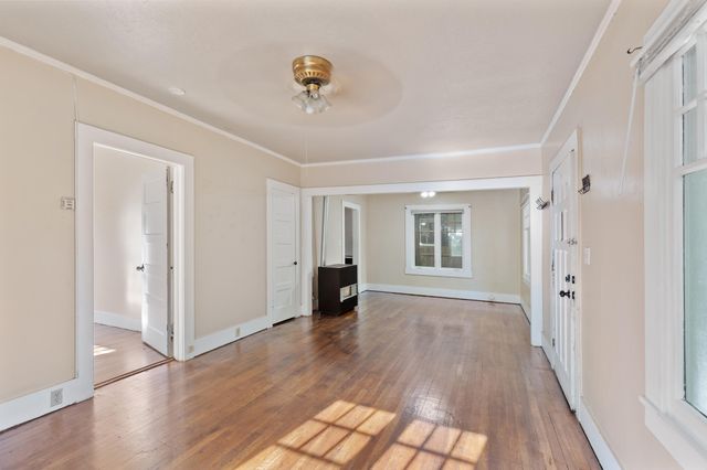 311 NW A Street, Grants Pass, OR 97526