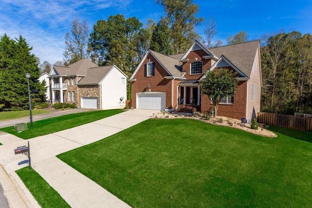 2870 Chadbourne Trail, Alpharetta, GA 30004