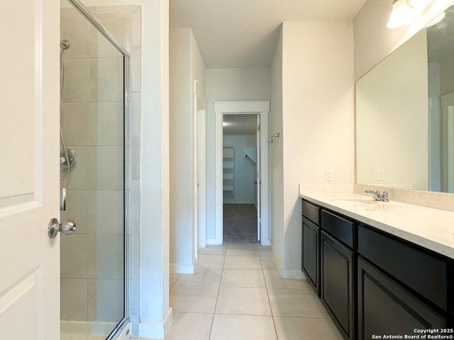 3906 Glenloch Way, Converse, TX 78109
