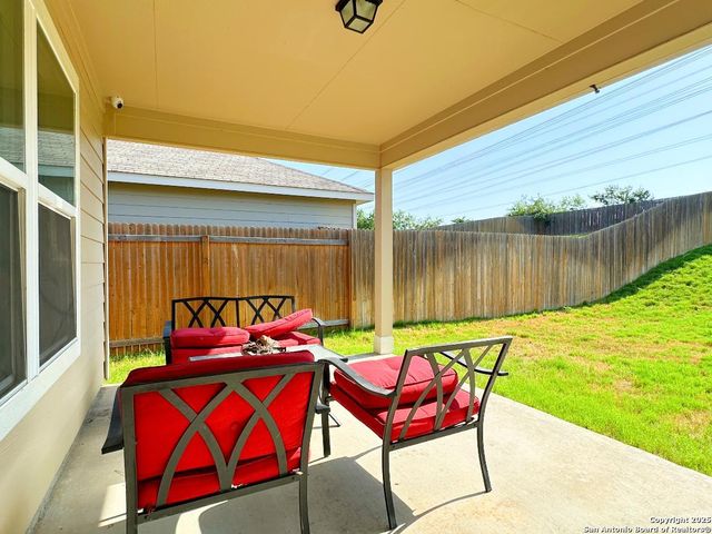3906 Glenloch Way, Converse, TX 78109