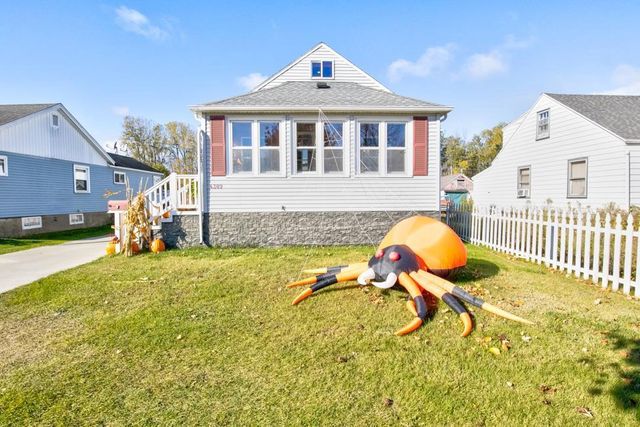 4309 10TH STREET, Menominee, MI 49858