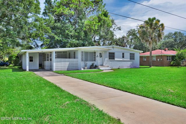 3903 VIA DE LA REINA, Jacksonville, FL 32217