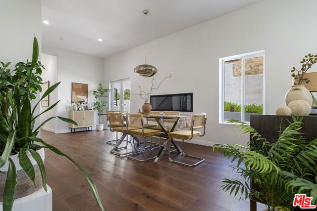 3787 Glenalbyn Drive, Los Angeles, CA 90065