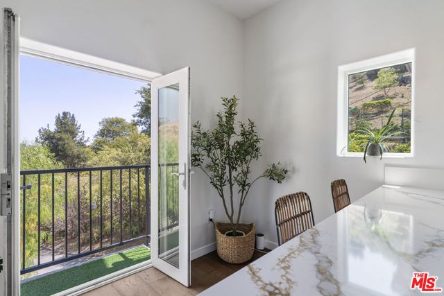 3787 Glenalbyn Drive, Los Angeles, CA 90065