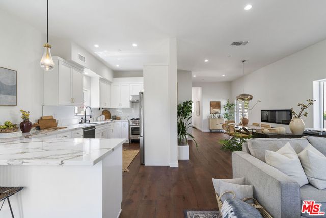3787 Glenalbyn Drive, Los Angeles, CA 90065