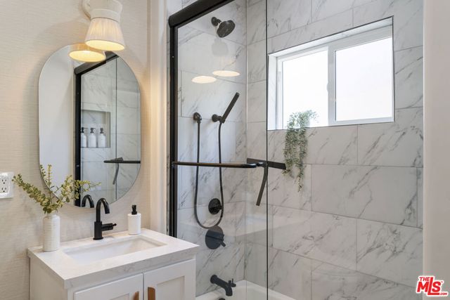 3787 Glenalbyn Drive, Los Angeles, CA 90065