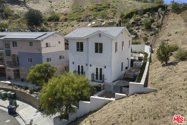 3787 Glenalbyn Drive, Los Angeles, CA 90065