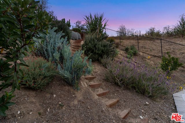 3787 Glenalbyn Drive, Los Angeles, CA 90065
