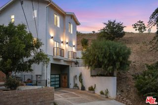 3787 Glenalbyn Drive, Los Angeles, CA 90065