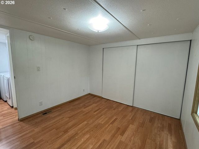 1600 RHODODENDRON Dr 293, Florence, OR 97439