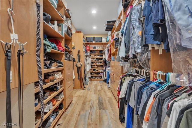 7239 Abbeville Meadows Avenue, Las Vegas, NV 89131