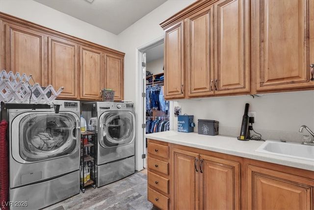 7239 Abbeville Meadows Avenue, Las Vegas, NV 89131