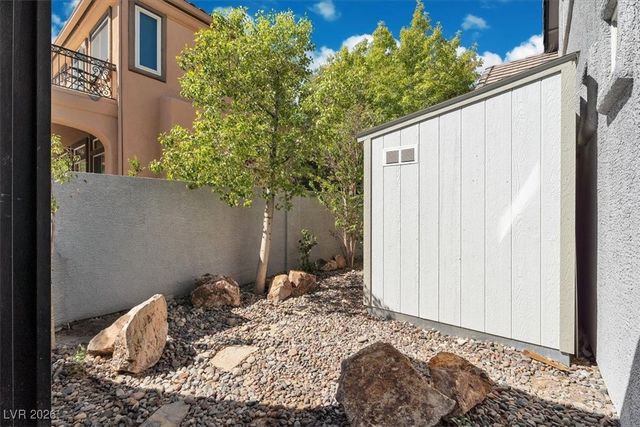 7239 Abbeville Meadows Avenue, Las Vegas, NV 89131