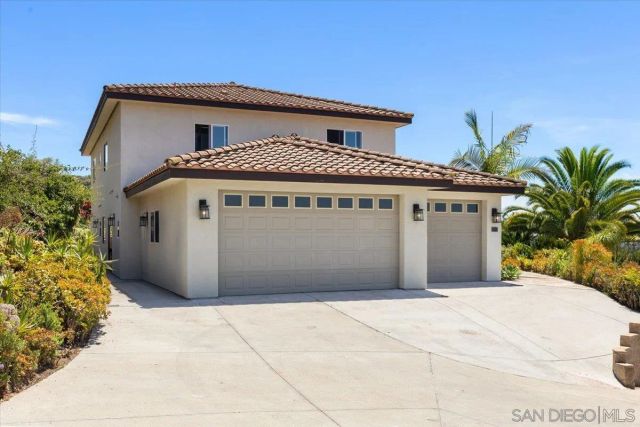 2342 CARIOCA PL, Vista, CA 92084